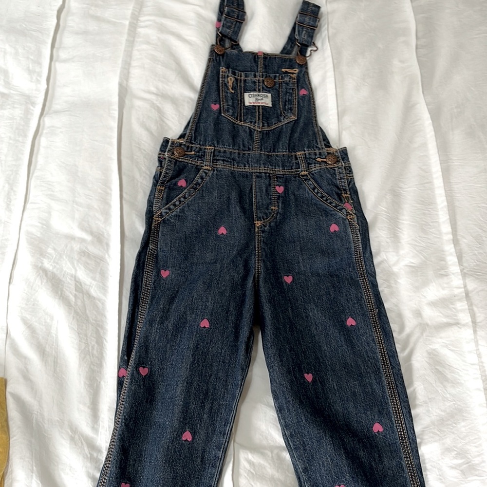 OshKosh Infant Denim Bib Overalls Size 4t Pink Hearts Dark Wash Denim